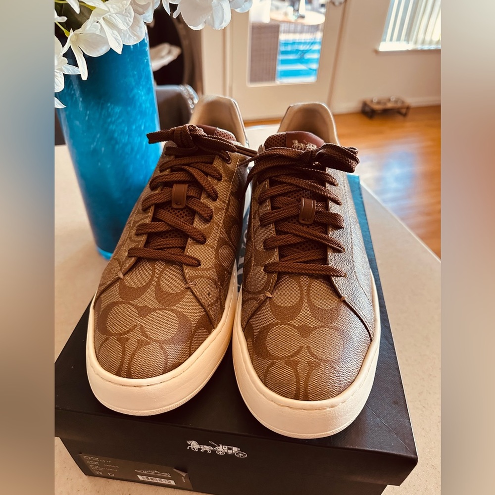 Coach Signature Logo Sneakers Men’s